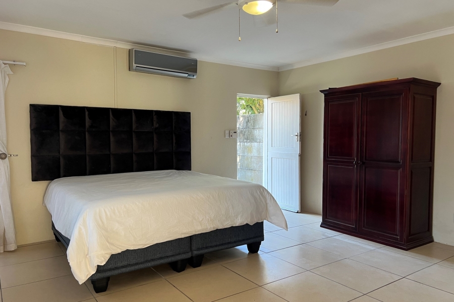 2 Bedroom Property for Sale in Bonza Bay Eastern Cape